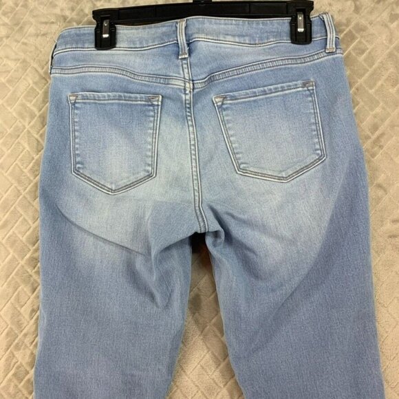 Old Navy Womens 8 Denim Jeans Blue Skinny Secret Soft Light Wash Raw Hem Stretch - Picture 11 of 13
